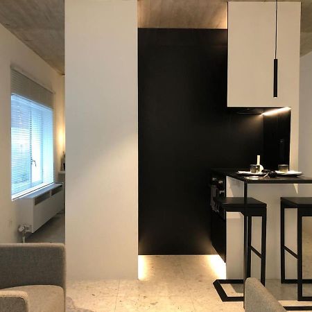 Studio Medieval City Center At River De Leie Gent Exterior foto