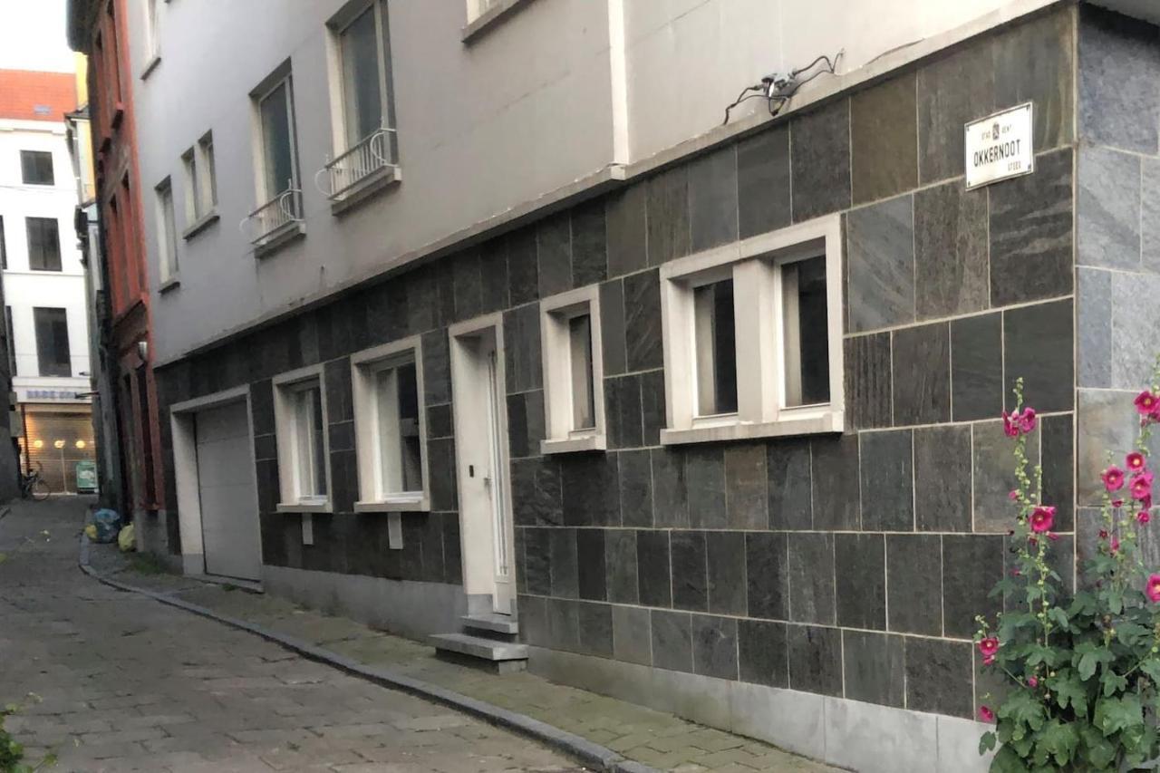 Studio Medieval City Center At River De Leie Gent Exterior foto