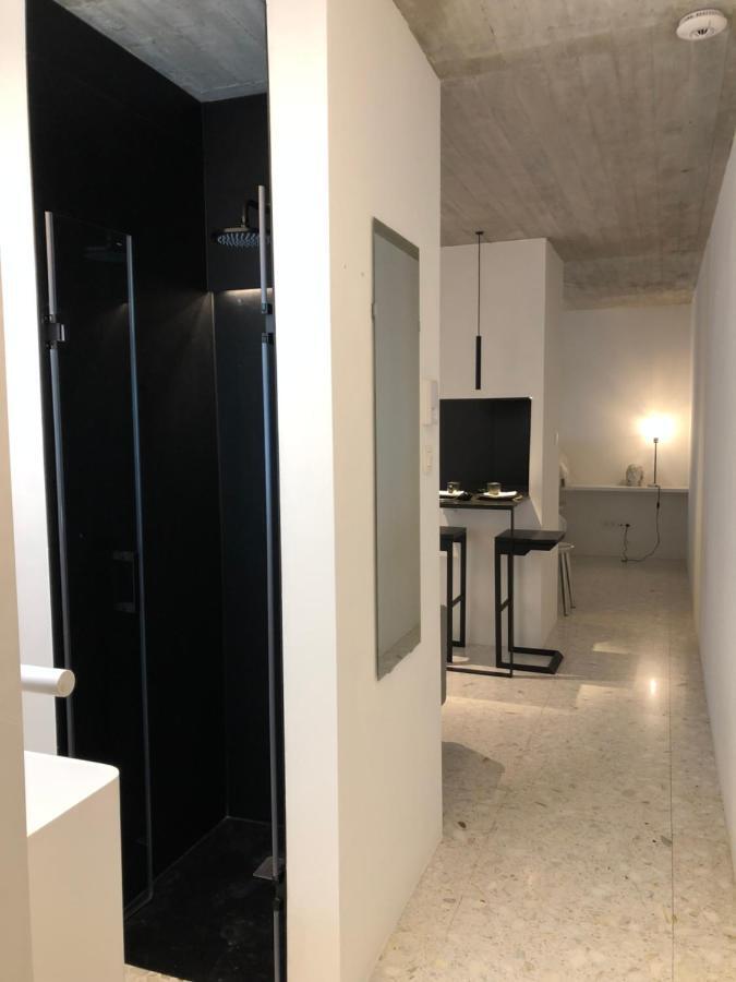 Studio Medieval City Center At River De Leie Gent Exterior foto